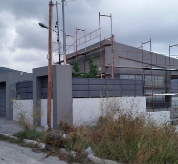 ΒΙΛΛΑ ΣΤΟ ΝΤΡΑΦΙ